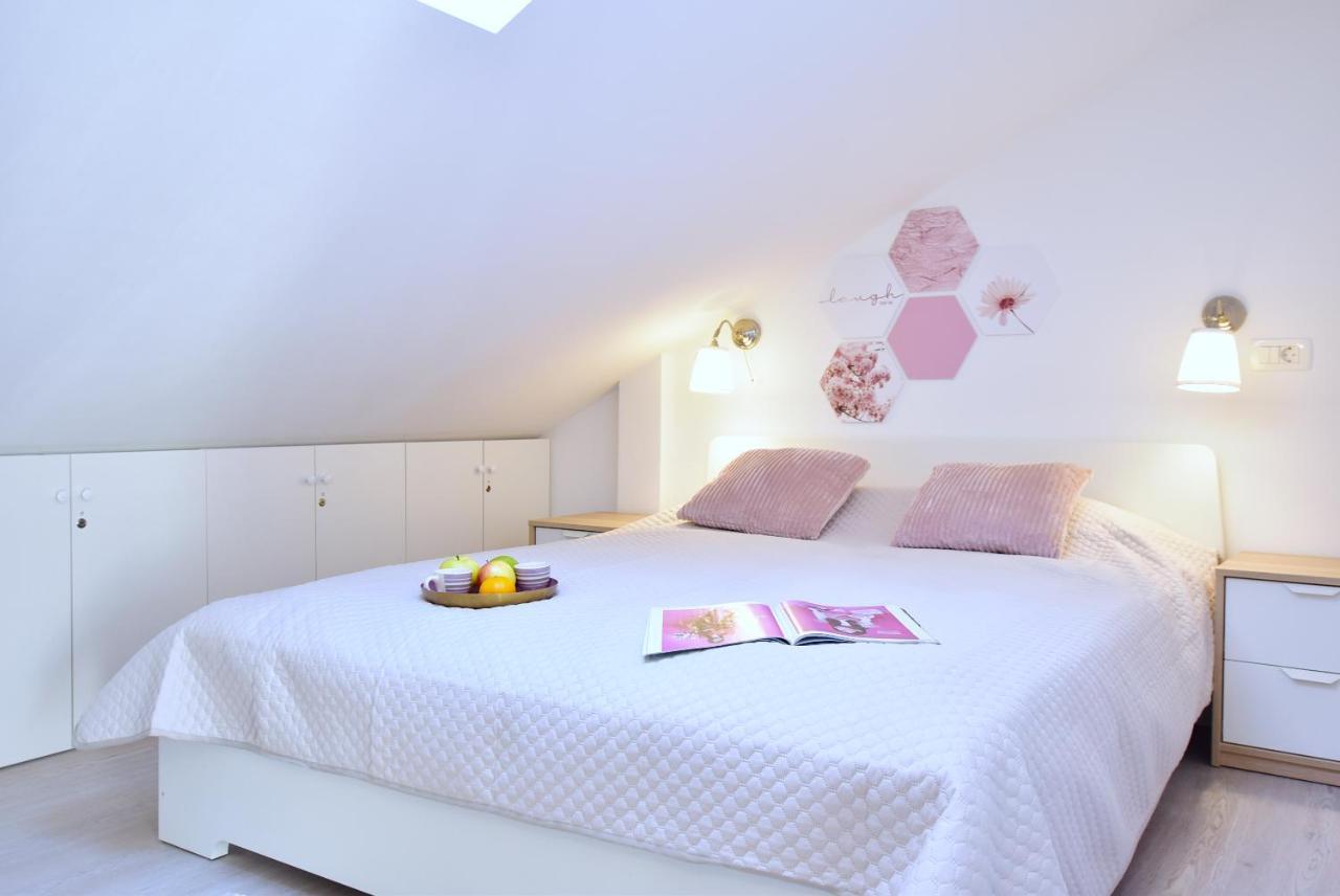 Apartments Sea & Sky Stari Grad  Exterior foto