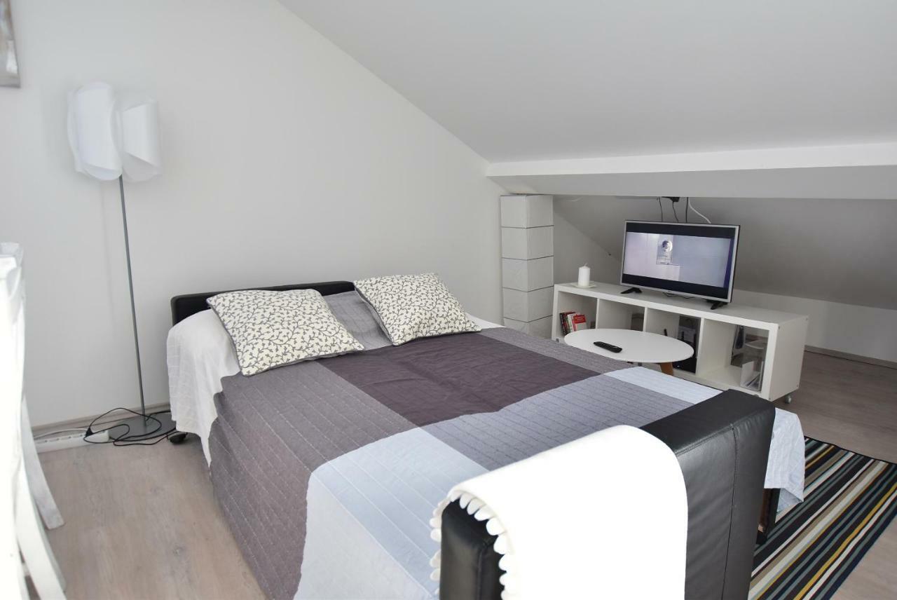 Apartments Sea & Sky Stari Grad  Exterior foto