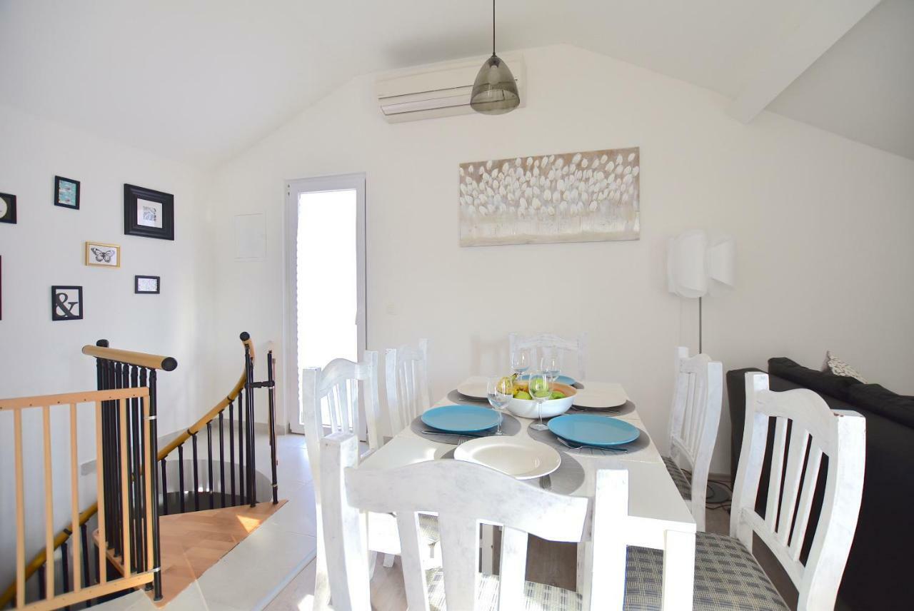Apartments Sea & Sky Stari Grad  Exterior foto