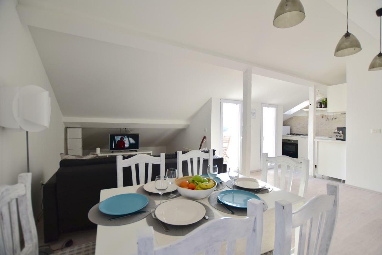 Apartments Sea & Sky Stari Grad  Exterior foto