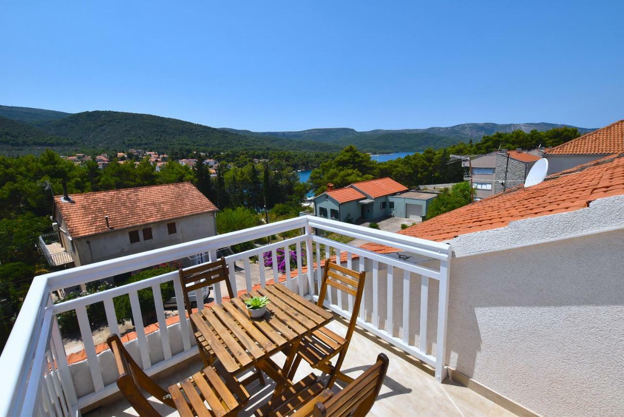 Apartments Sea & Sky Stari Grad  Exterior foto