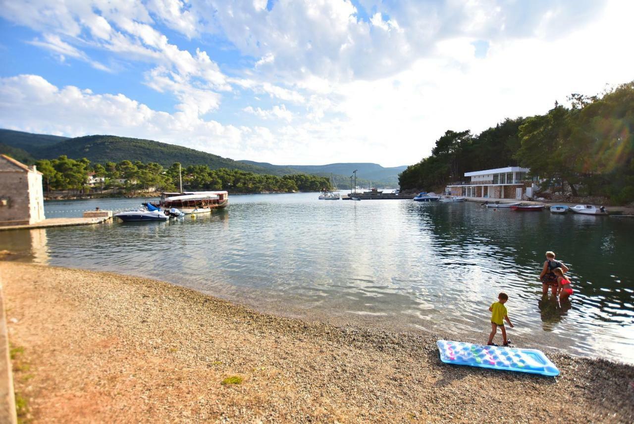 Apartments Sea & Sky Stari Grad  Exterior foto