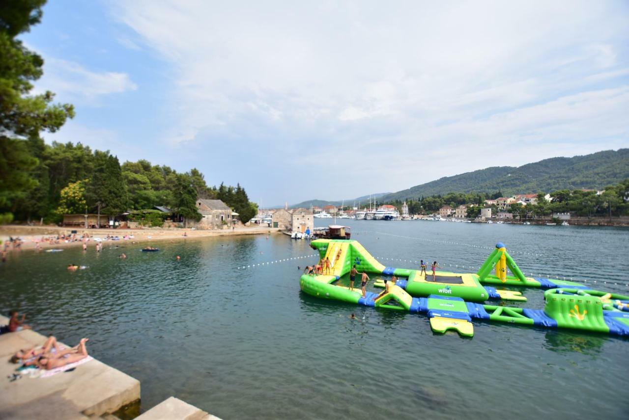 Apartments Sea & Sky Stari Grad  Exterior foto